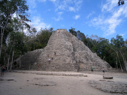 4 - The Temple of Nohoch Mul, Cobá