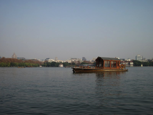 16 - Big boat on West Lake, Hang Zhou
