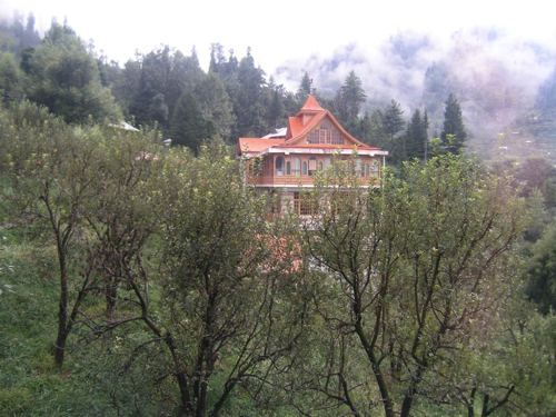 3 - Magical house in an apple orchard, Manali