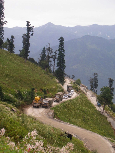 7 - Tata trucks passing 
Tata trucks, Rhotang Pass