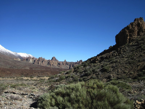 6 - Alpine tundra inside the Teide Caldera