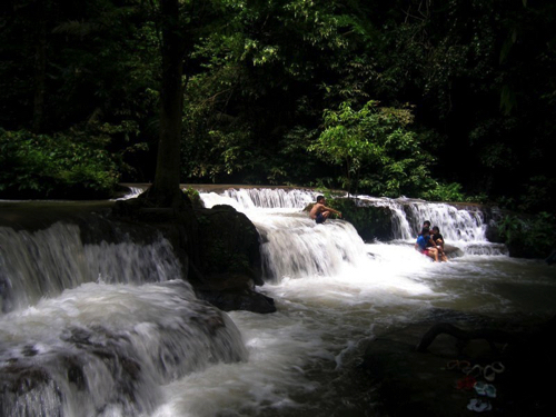 43 - Swimming in the falls at Thanboke Khoranee